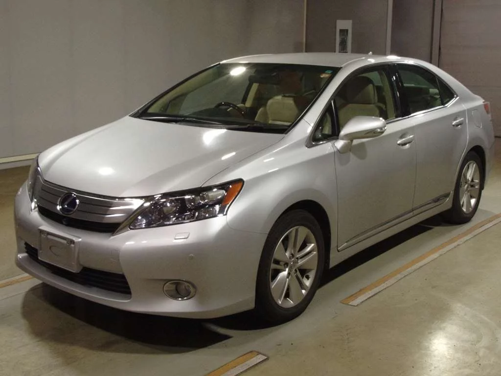 Lexus HS250h  с аукциона в Японии