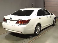 Цена авто Toyota CROWN HYBRID с аукционов Японии, номер кузова AWS210, пробег 259 000, оценка 2