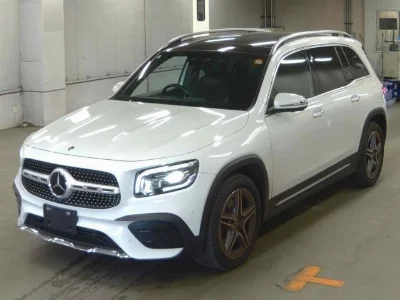 MERCEDES BENZ GLB