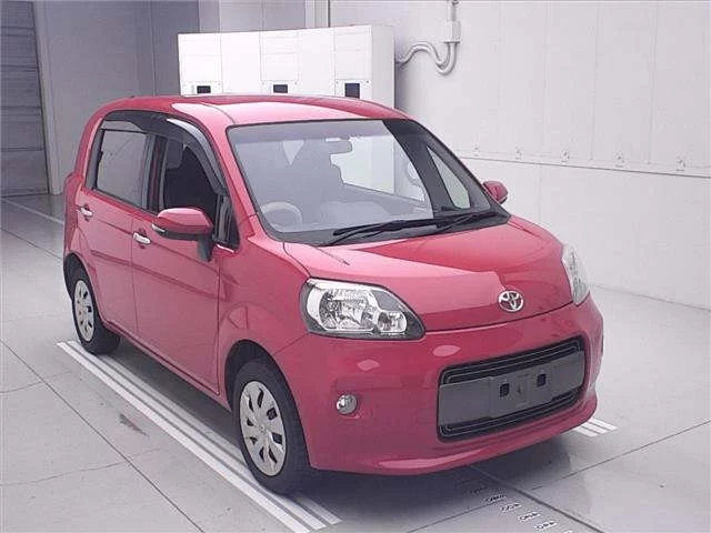 Toyota Porte  с аукциона в Японии