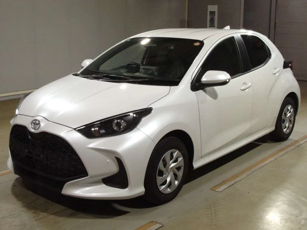 Toyota Yaris  с аукциона в Японии