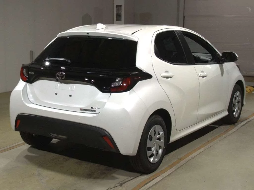 Toyota Yaris  с аукциона в Японии