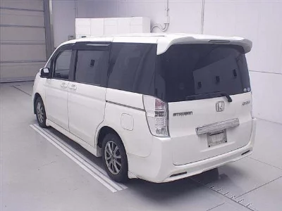 Honda STEPWGN SPADA