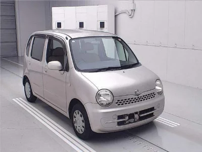 Daihatsu Move Latte