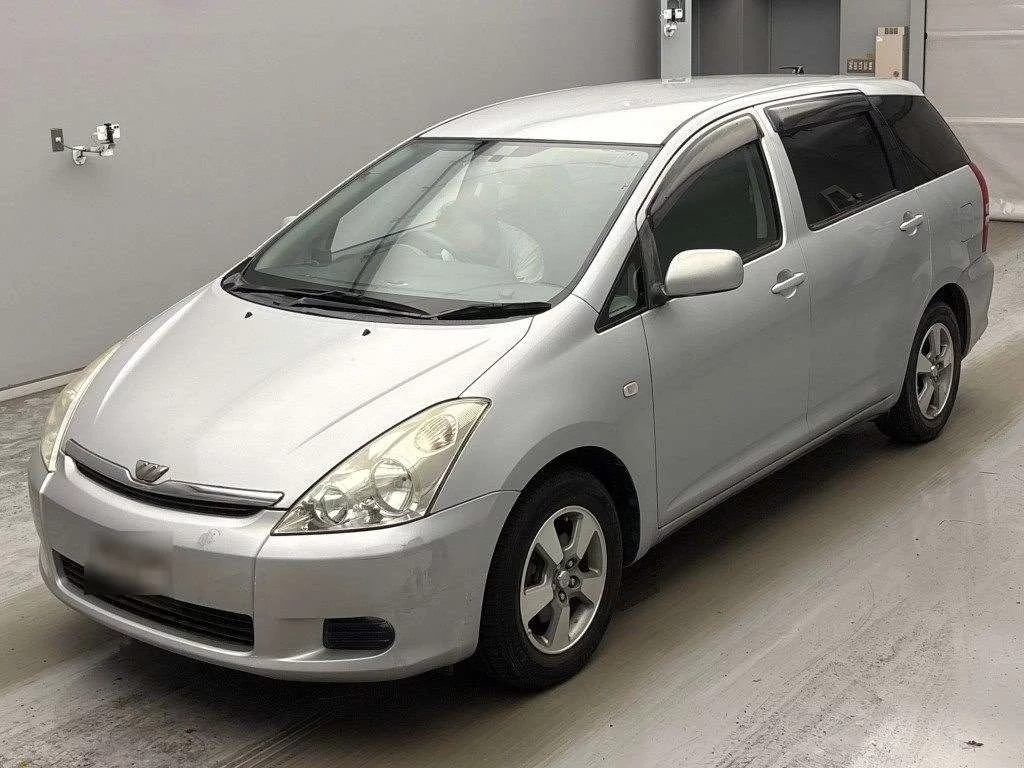 Toyota Wish  с аукциона в Японии