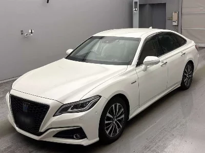 Toyota CROWN HYBRID