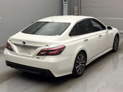 Статистика аукционов Toyota CROWN HYBRID