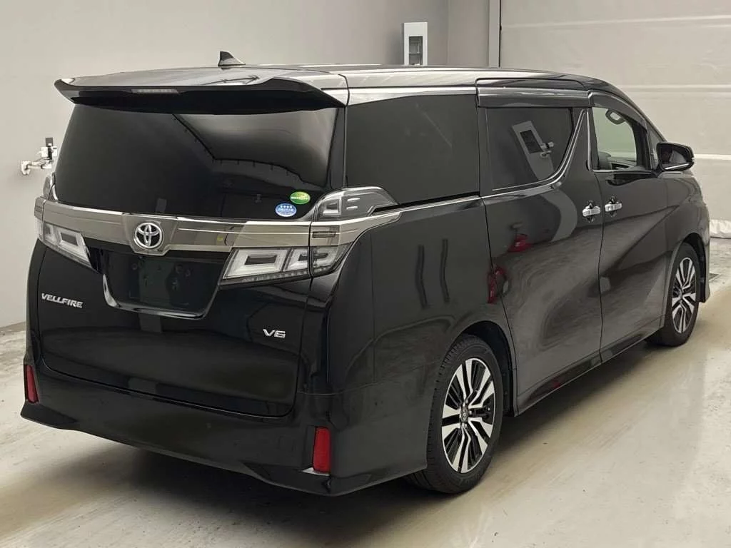 Toyota Vellfire  с аукциона в Японии