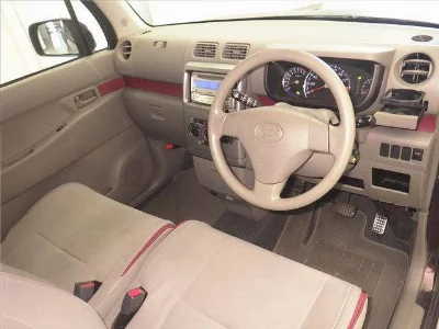 Daihatsu Move Conte