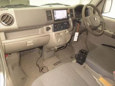 MITSUBISHI MINICAB