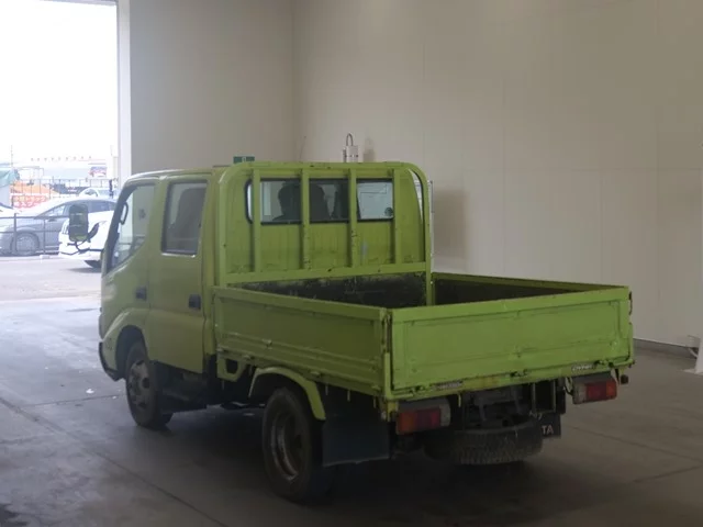 Toyota Dyna  с аукциона в Японии