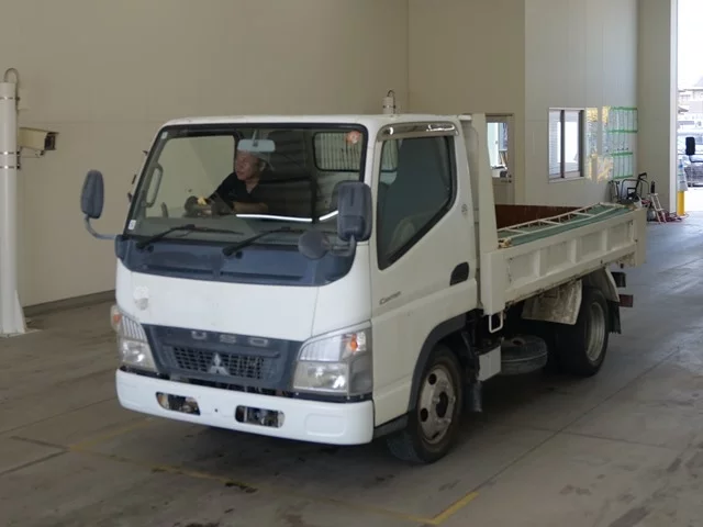 Mitsubishi Fuso Canter  с аукциона в Японии
