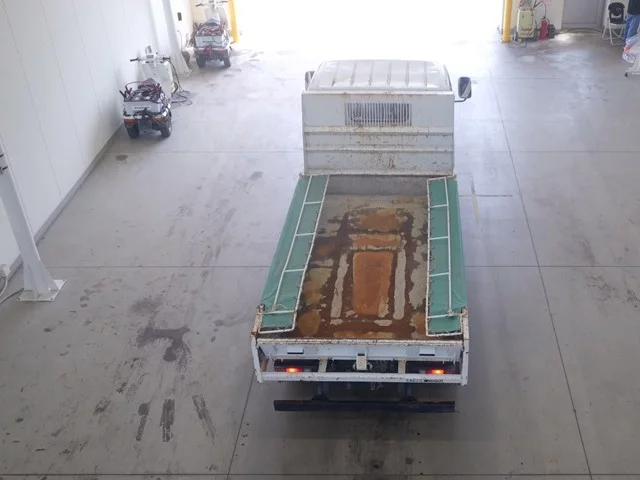 Mitsubishi Fuso Canter  с аукциона в Японии