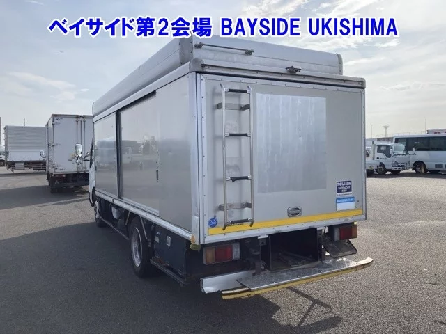Toyota Dyna  с аукциона в Японии