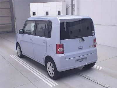 Daihatsu Move Conte