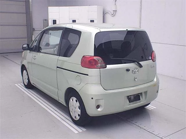 Toyota Porte  с аукциона в Японии