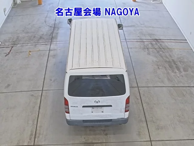 Toyota RegiusAce  с аукциона в Японии