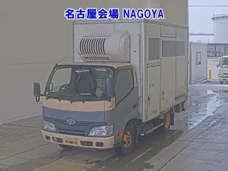 Toyota Dyna  с аукциона в Японии