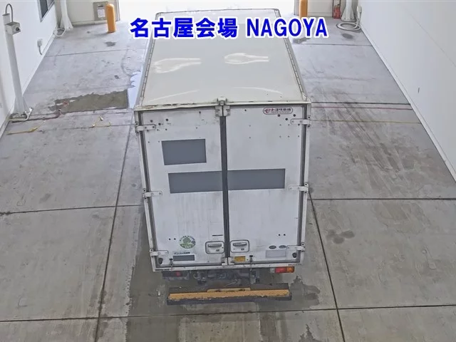 Toyota Dyna  с аукциона в Японии