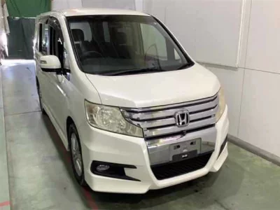 Honda STEPWGN SPADA