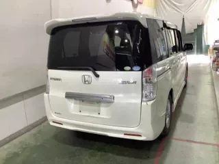 Honda STEPWGN SPADA
