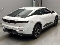 Цена авто Toyota Crown Crossover с аукционов Японии, номер кузова AZSH35, пробег 31 000, оценка 2