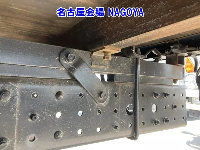 Mitsubishi Fuso Canter  с аукциона в Японии