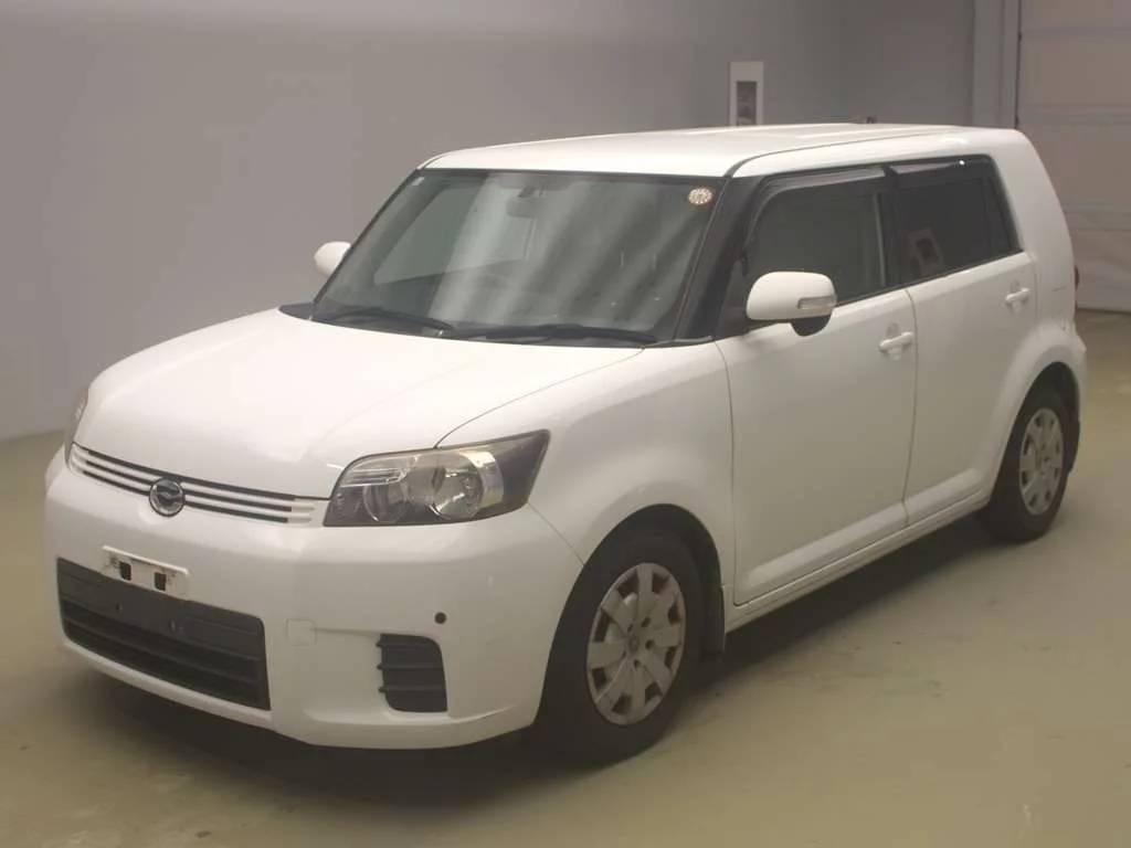 Toyota Corolla Rumion  с аукциона в Японии