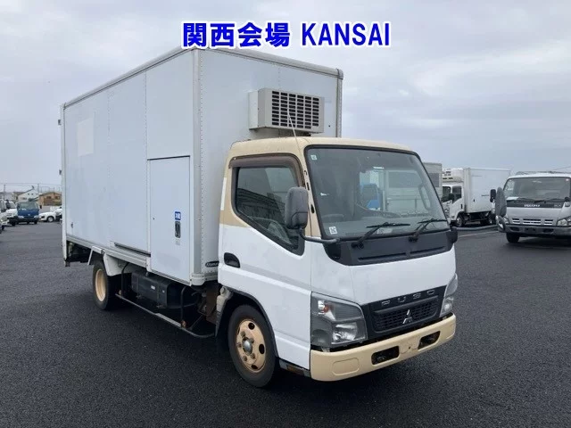 Mitsubishi Fuso Canter  с аукциона в Японии