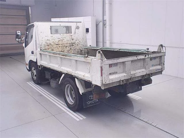 Toyota ToyoAce  с аукциона в Японии