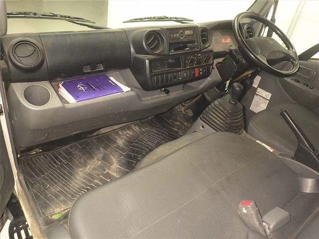 Toyota ToyoAce  с аукциона в Японии