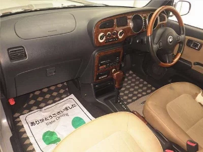 Daihatsu Mira Gino
