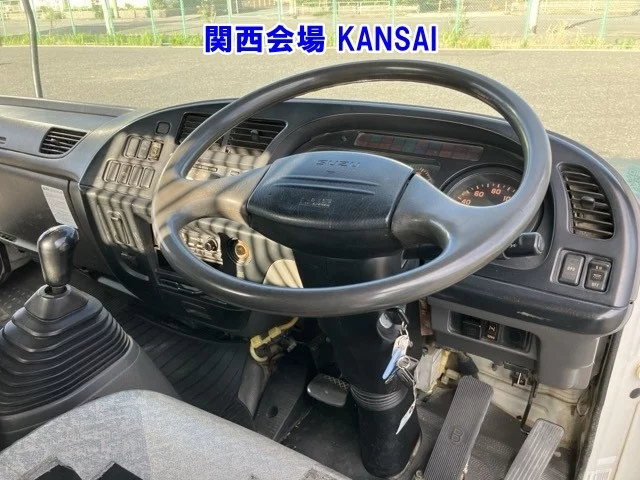 Isuzu Forward  с аукциона в Японии
