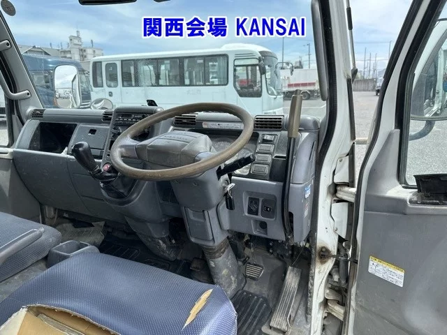 Mitsubishi Fuso Canter  с аукциона в Японии