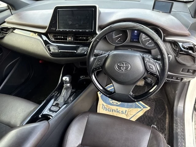 Toyota C-HR  с аукциона в Японии