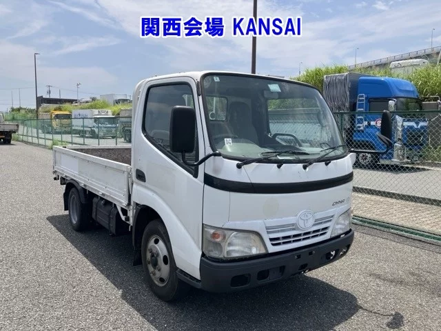 Toyota Dyna  с аукциона в Японии