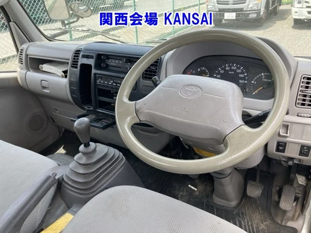 Toyota Dyna  с аукциона в Японии