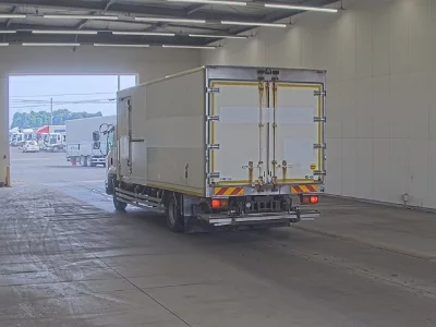 ISUZU FORWARD