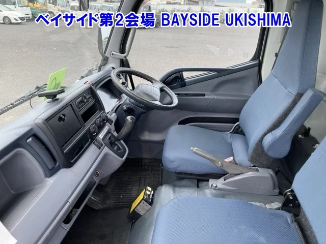 Mitsubishi Fuso Canter  с аукциона в Японии