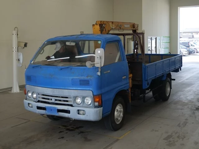 Isuzu Elf  с аукциона в Японии