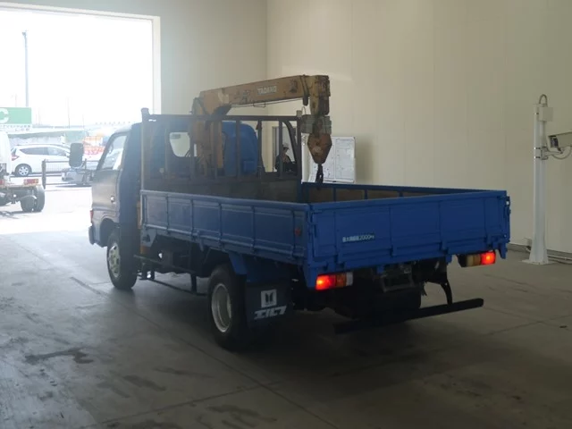 Isuzu Elf  с аукциона в Японии