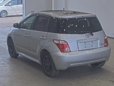 Toyota Ist