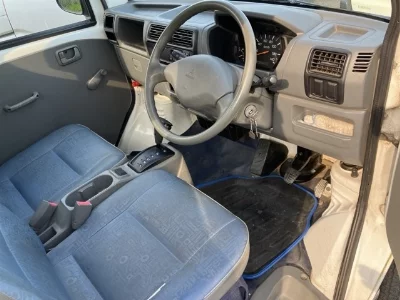 Mitsubishi Minicab