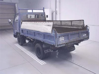 Mazda TITAN