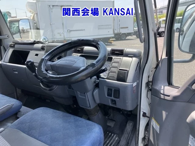 Mitsubishi Fuso Canter  с аукциона в Японии