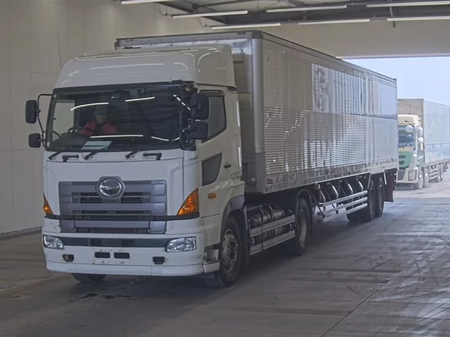 Hino Profia  с аукциона в Японии