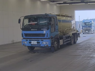 ISUZU GIGA