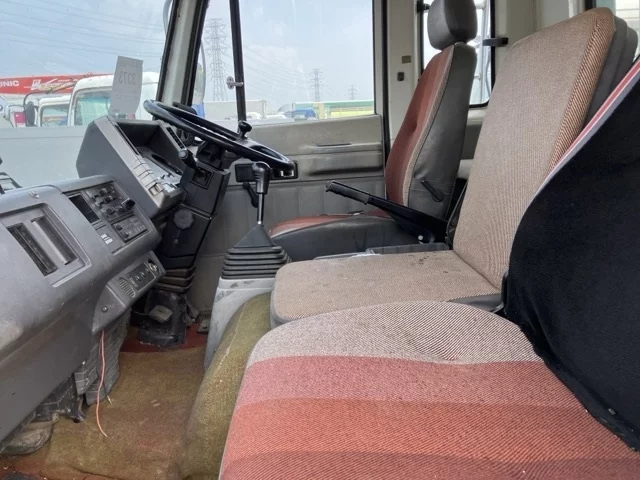 Isuzu Forward  с аукциона в Японии