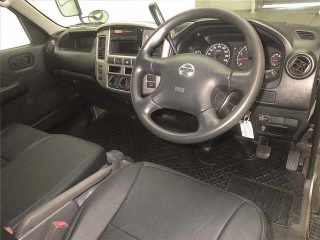 Nissan Caravan  с аукциона в Японии