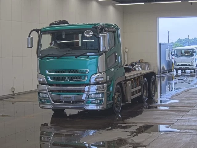 Mitsubishi Fuso Super Great  с аукциона в Японии